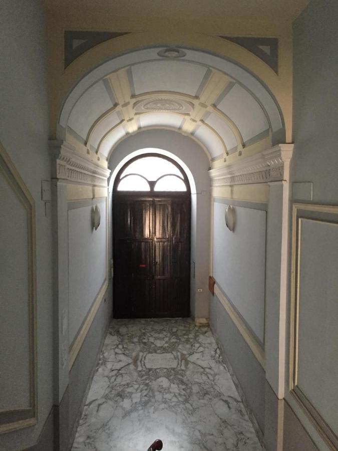 Apartamento Terrazza Cavour Bari Exterior foto