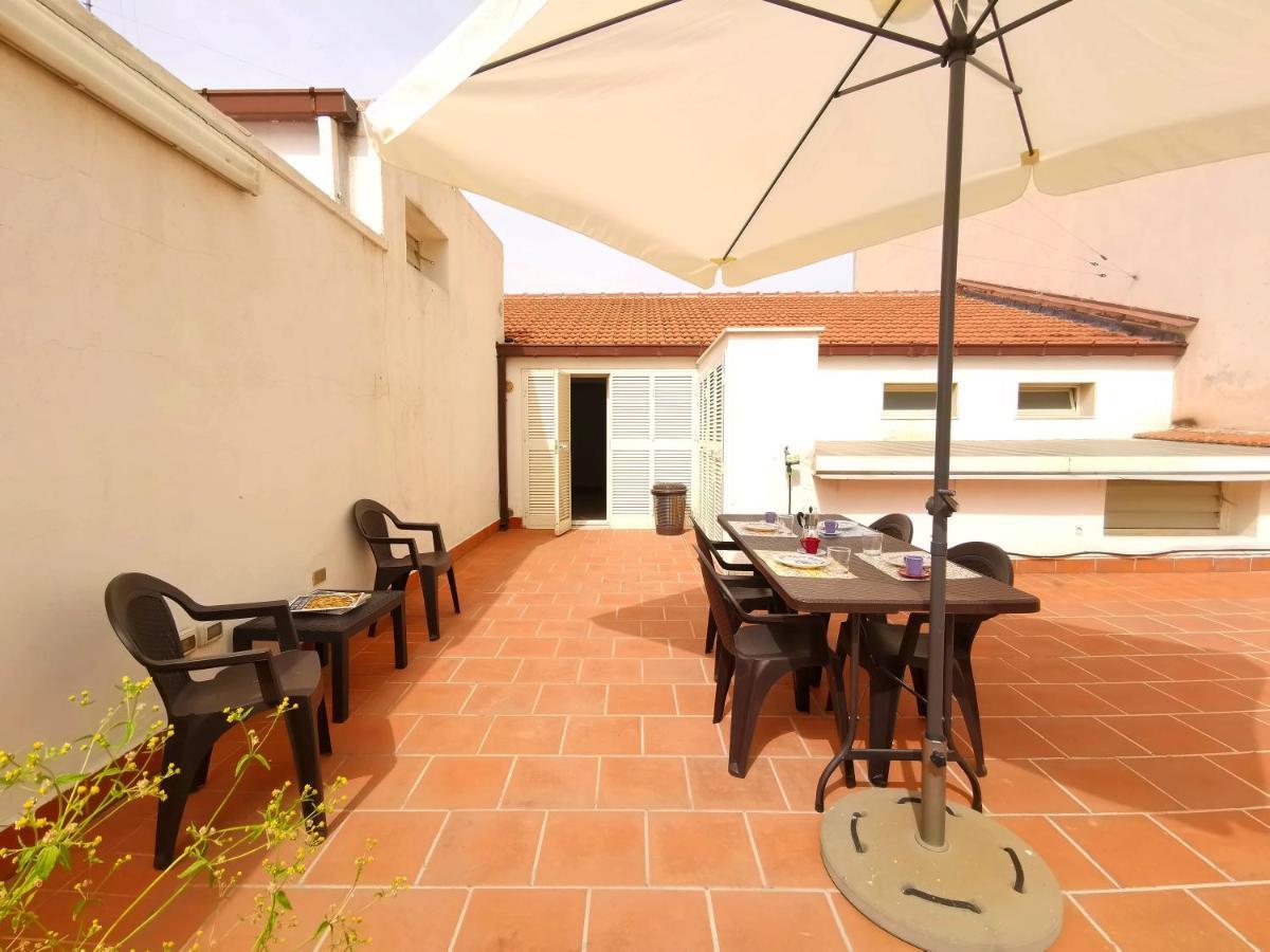 Apartamento Terrazza Cavour Bari Exterior foto